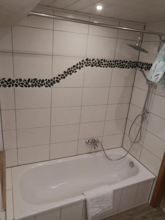 Apartment Auszeit Mit Kueche Viel Ruhe Und Natur Untrasried Bagian luar foto